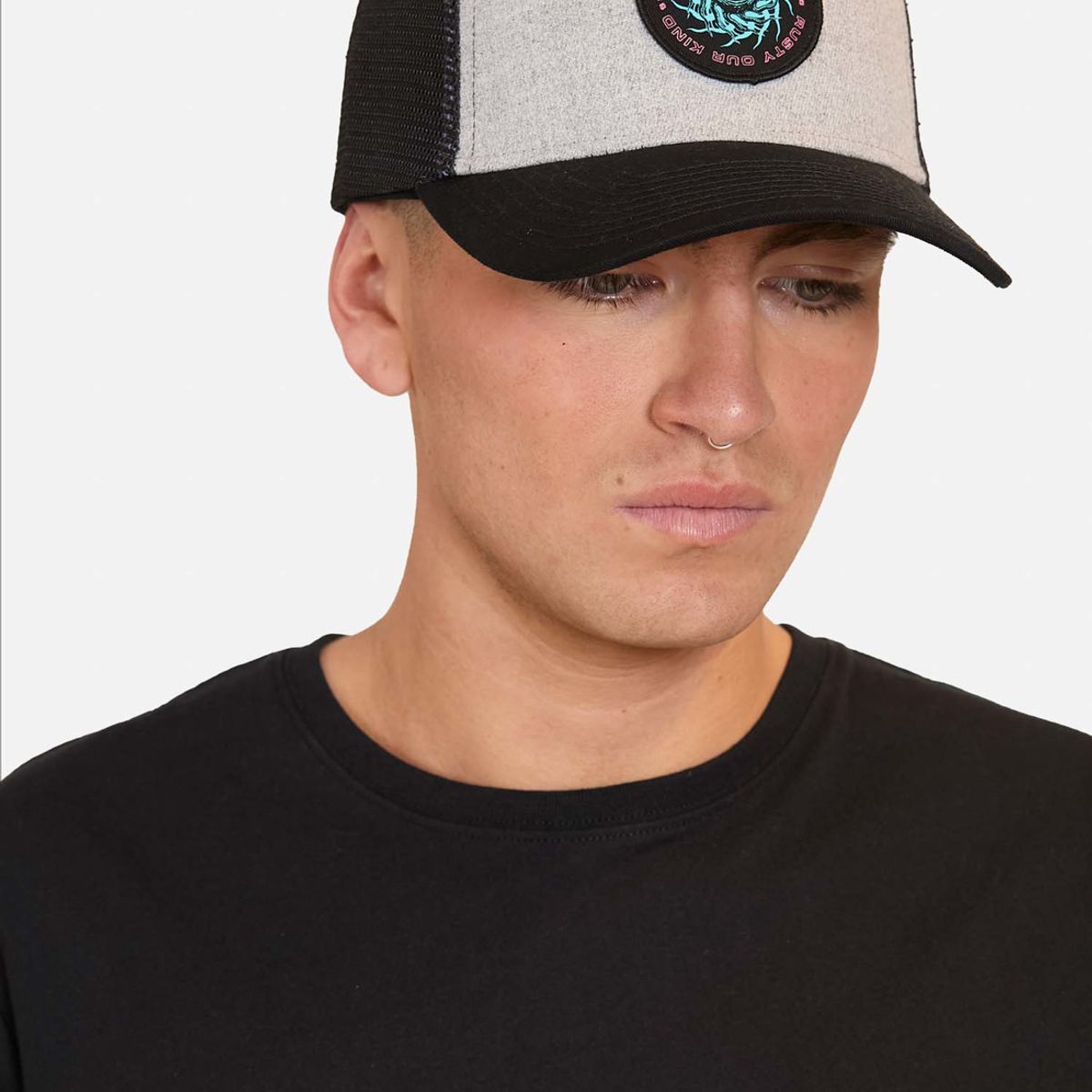 RUSTY - Polera Manga Corta Mi Rusty Negro Hombre Rusty