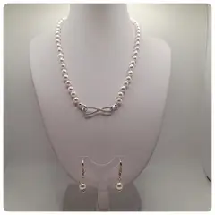 CAT JOYAS - Collar + aros de perlas Swarovski  con broche de plata y circones.