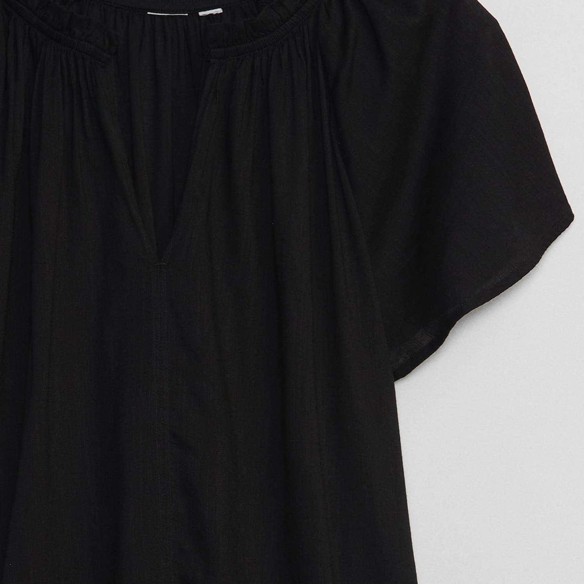 GAP - Blusa Mujer Gap Cuello V Manga Con Vuelos Negra Negro