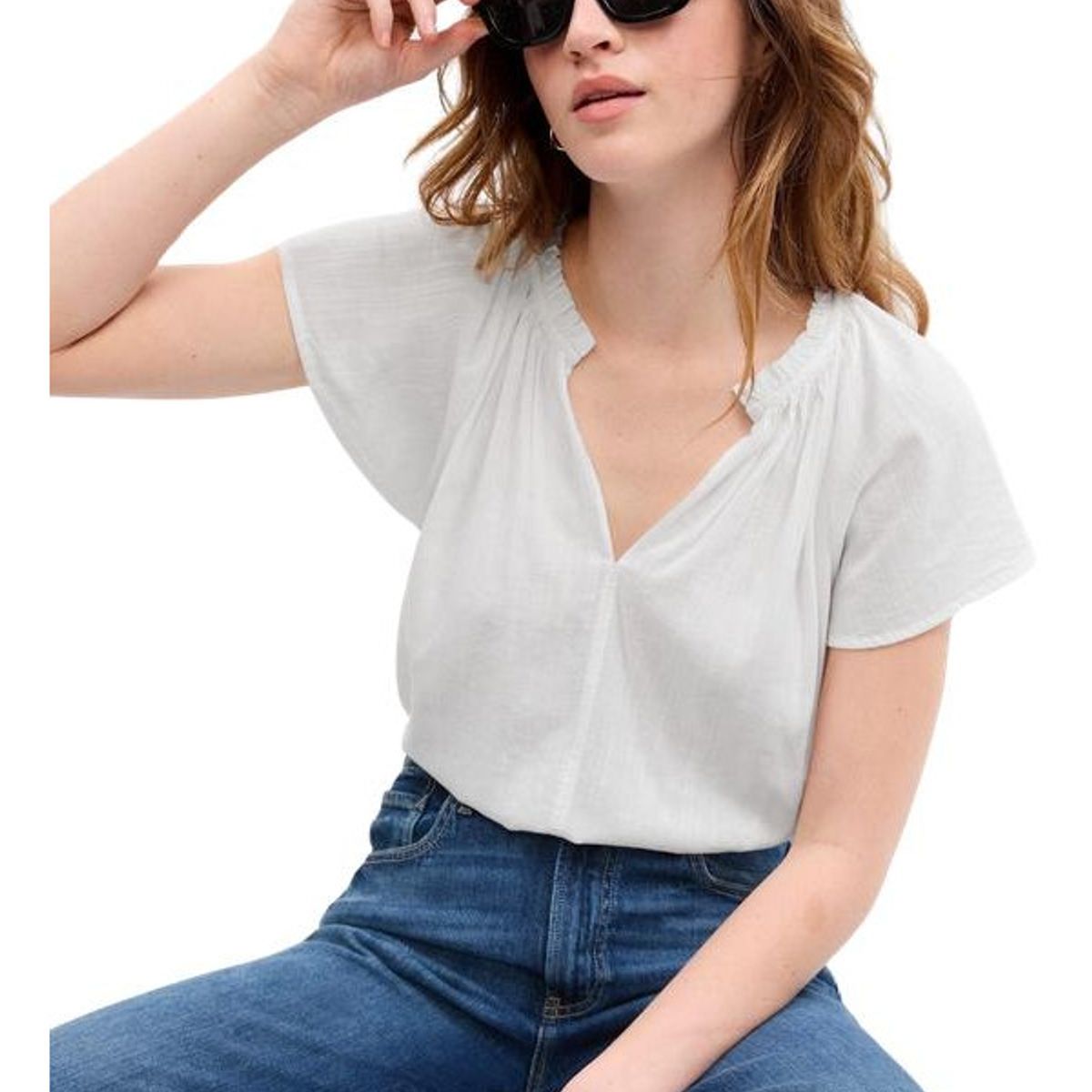 GAP - Blusa Cuello V Manga Con Vuelos Blanca Gris GAP