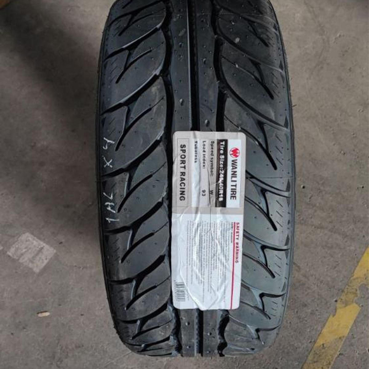 GENERICO - NEUMATICO 24540 R18 WANLI SPORT RACING 93W