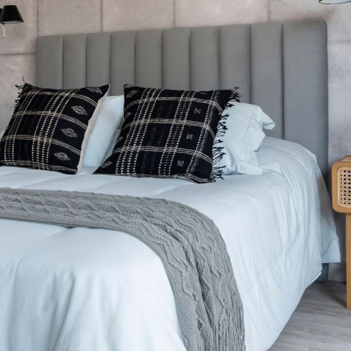 GENERICO - Respaldo Tubular AL PISO LINO GRIS CLARO SUPER KING