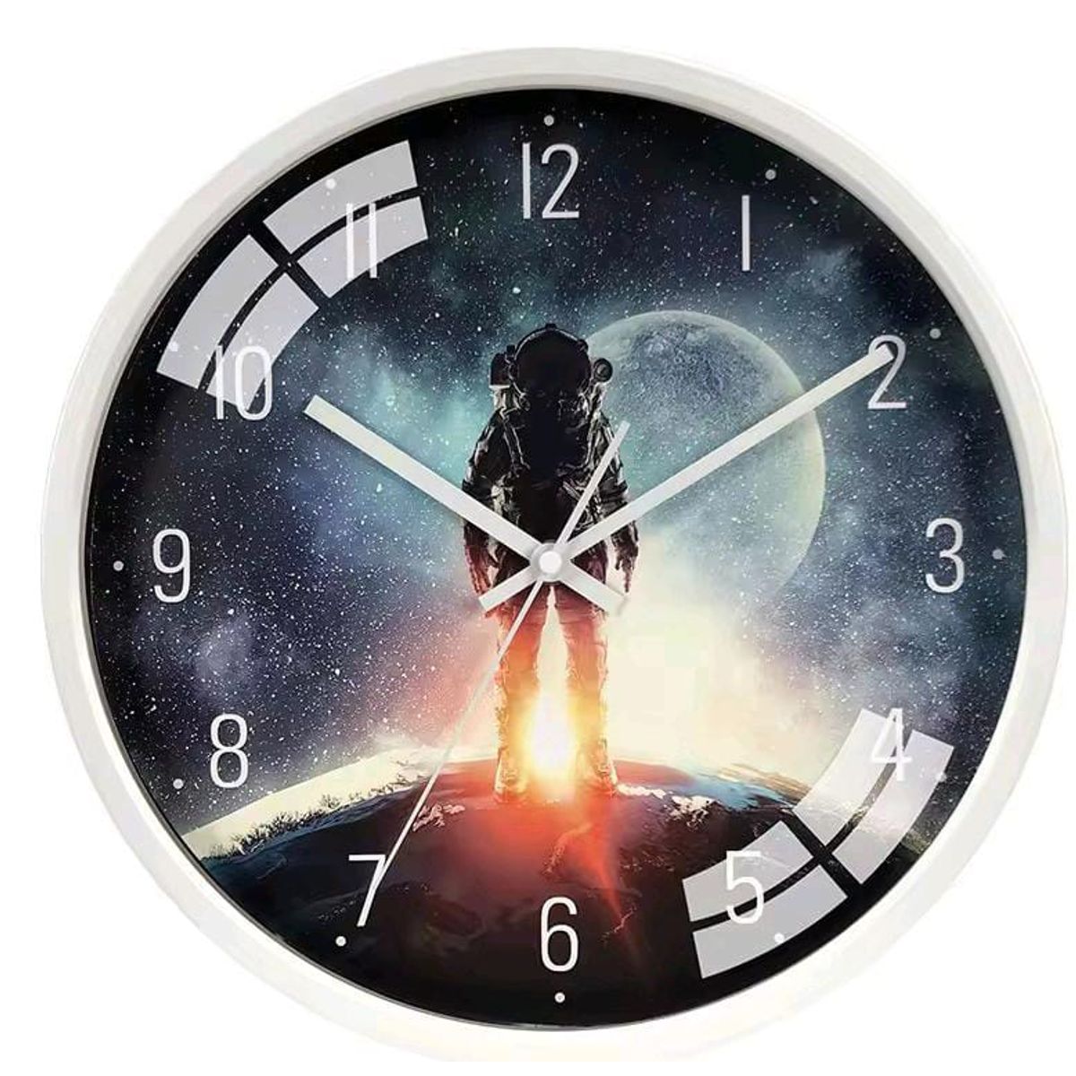GENERICO - Reloj  Mural Silencioso Luminoso Diseño Astronauta 30cm