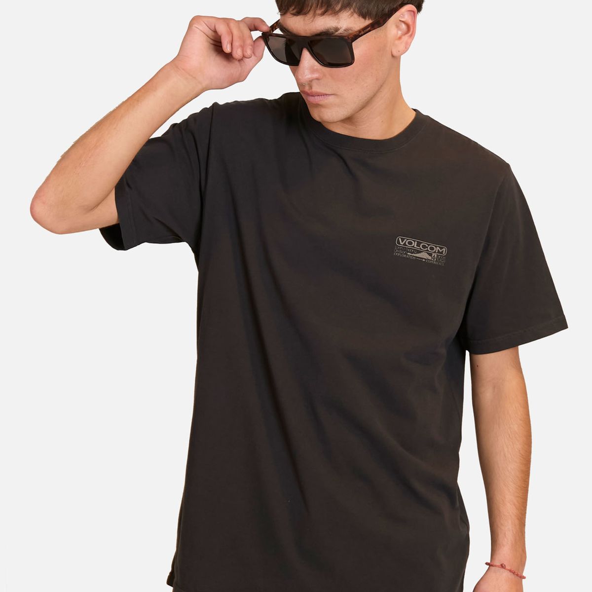 VOLCOM - Polera Manga Corta Out There Negro Hombre Volcom