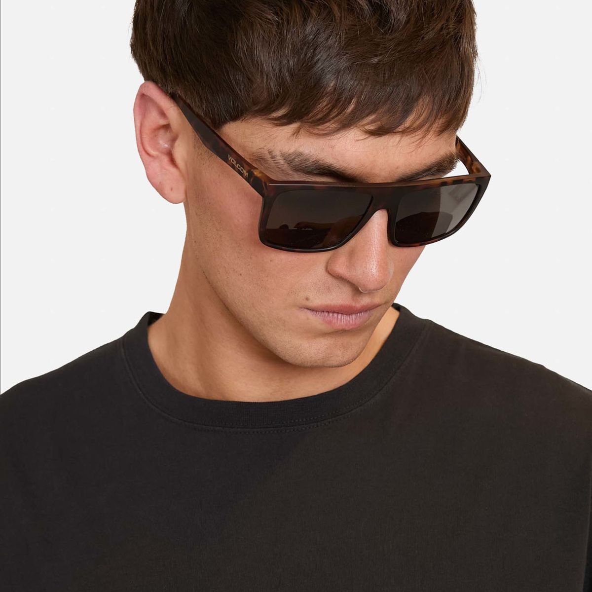 VOLCOM - Polera Manga Corta Out There Negro Hombre Volcom