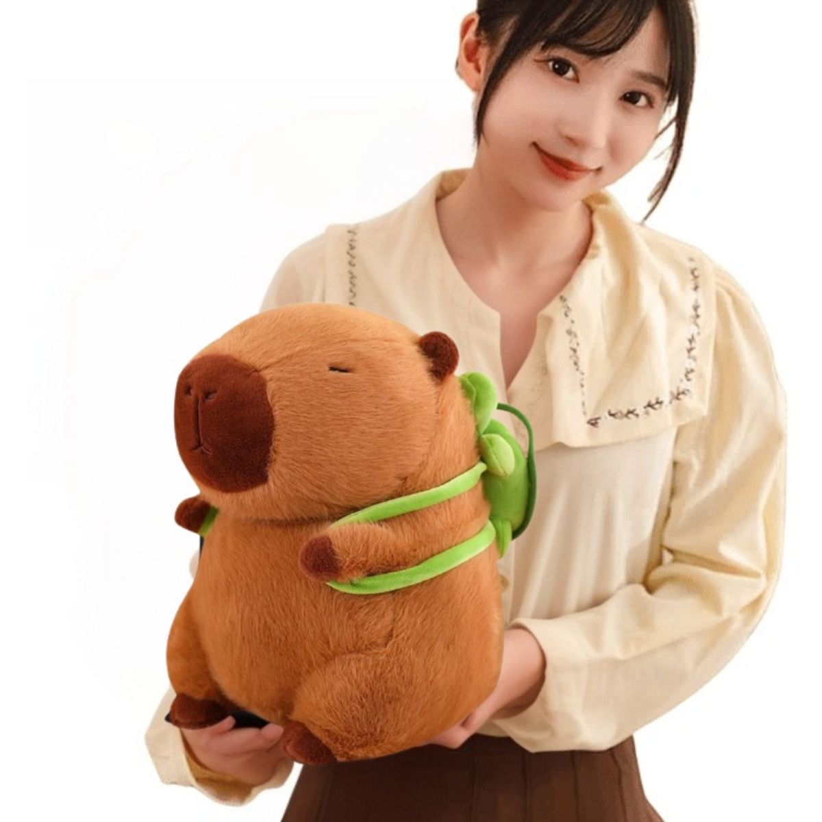 CRUSEC - Peluche De Capibara Kawaii Carpincho Mochila Tortuga 40Cm