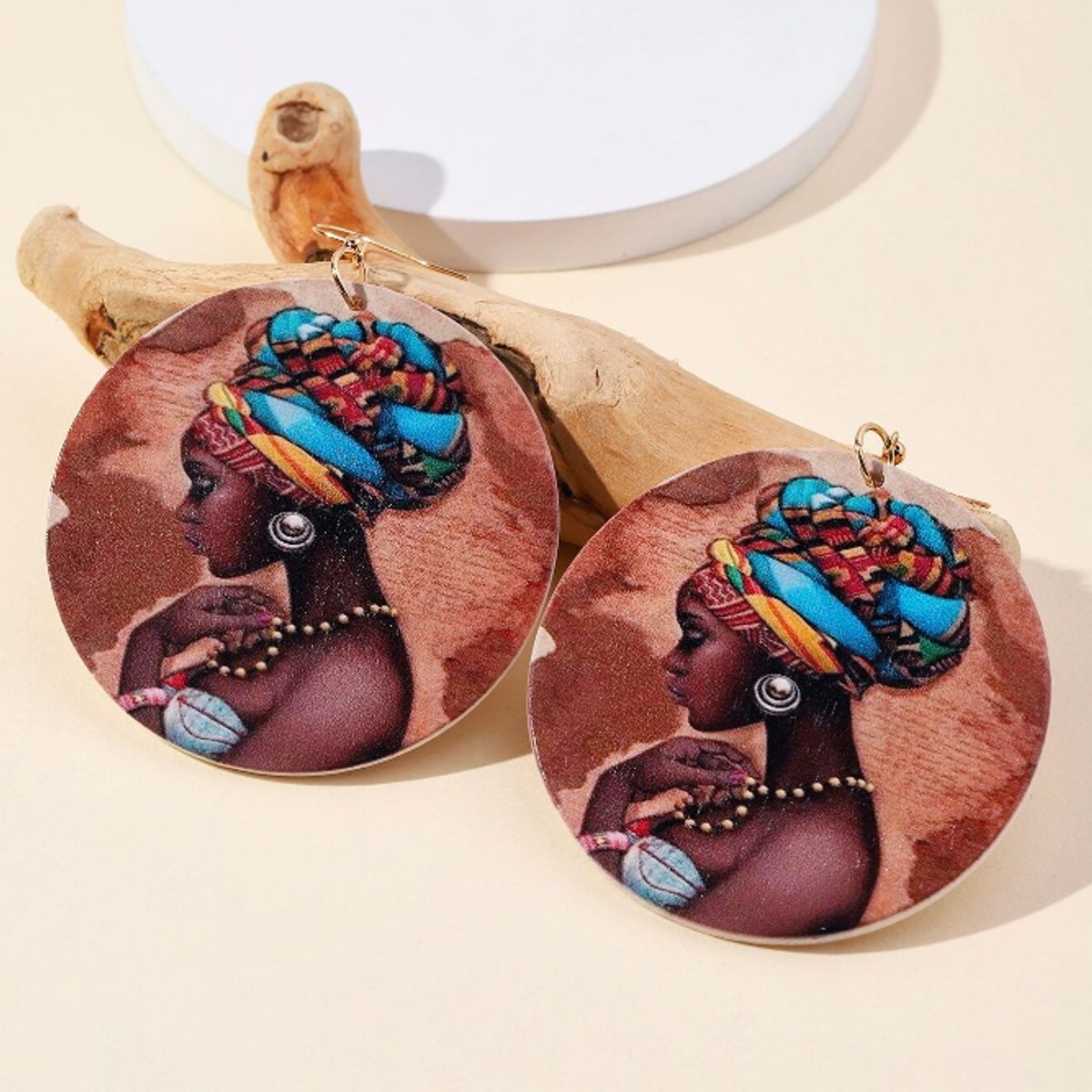 GENERICO - Pendientes largos redondos con estampado de figura