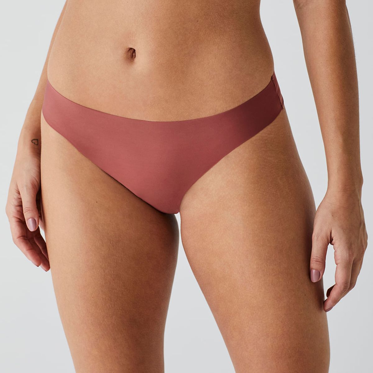 LIZ - CALZÓN HILO DENTAL CERO MARCAS 50259