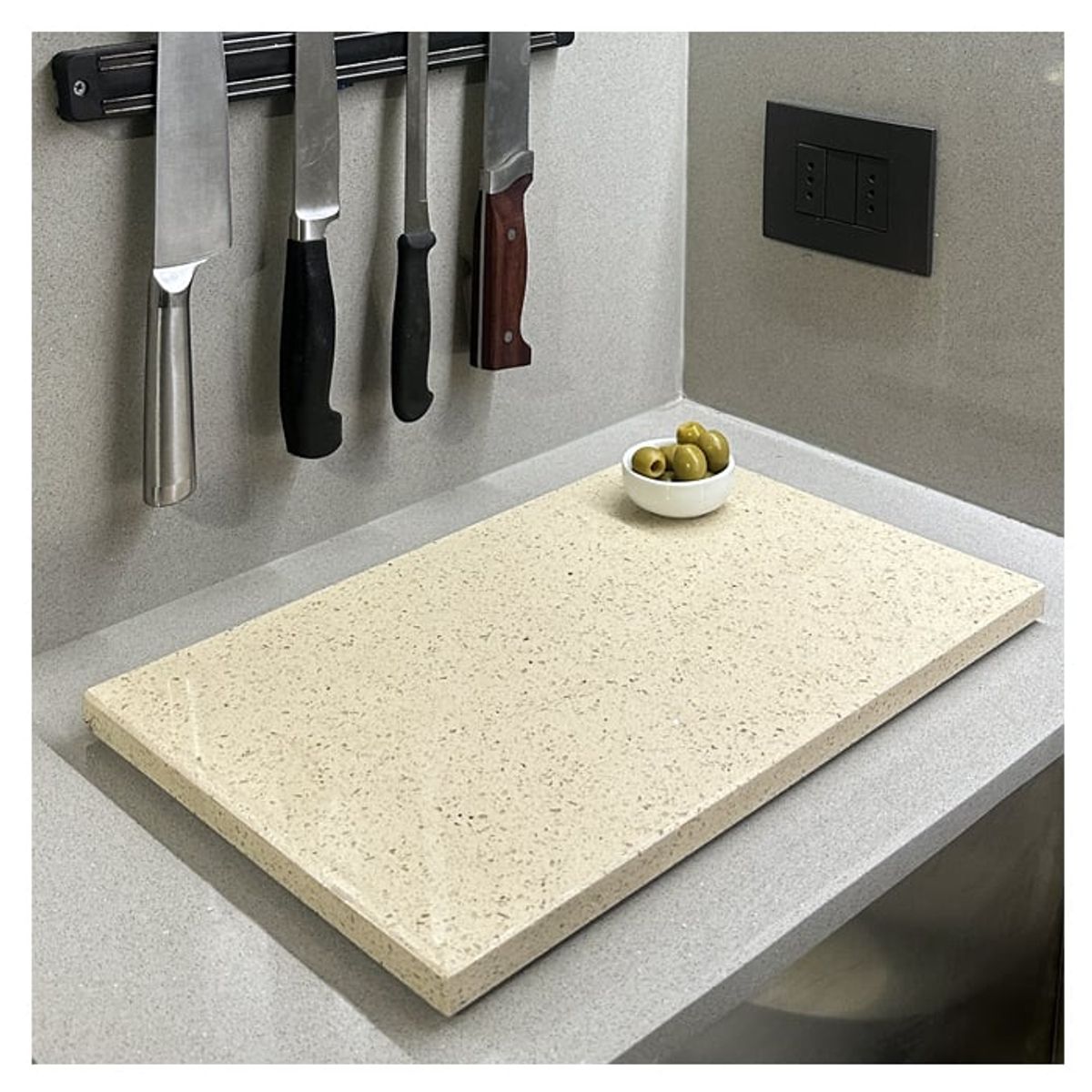 BM BRUNO MARMOL - Tabla Aperitivo Cuarzo Beige Galaxy 40x23 cm