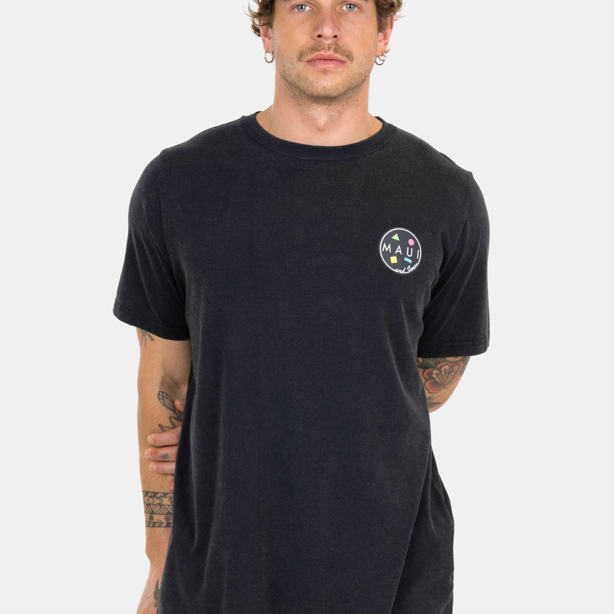 MAUI AND SONS - Polera MC Classic Shark Negro Hombre Maui And Sons