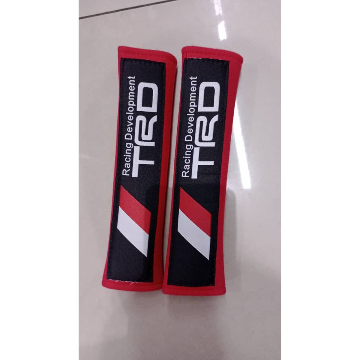 GENERICO - Cubre cinturón seguridad autos almohadillas TRD color Rojo
