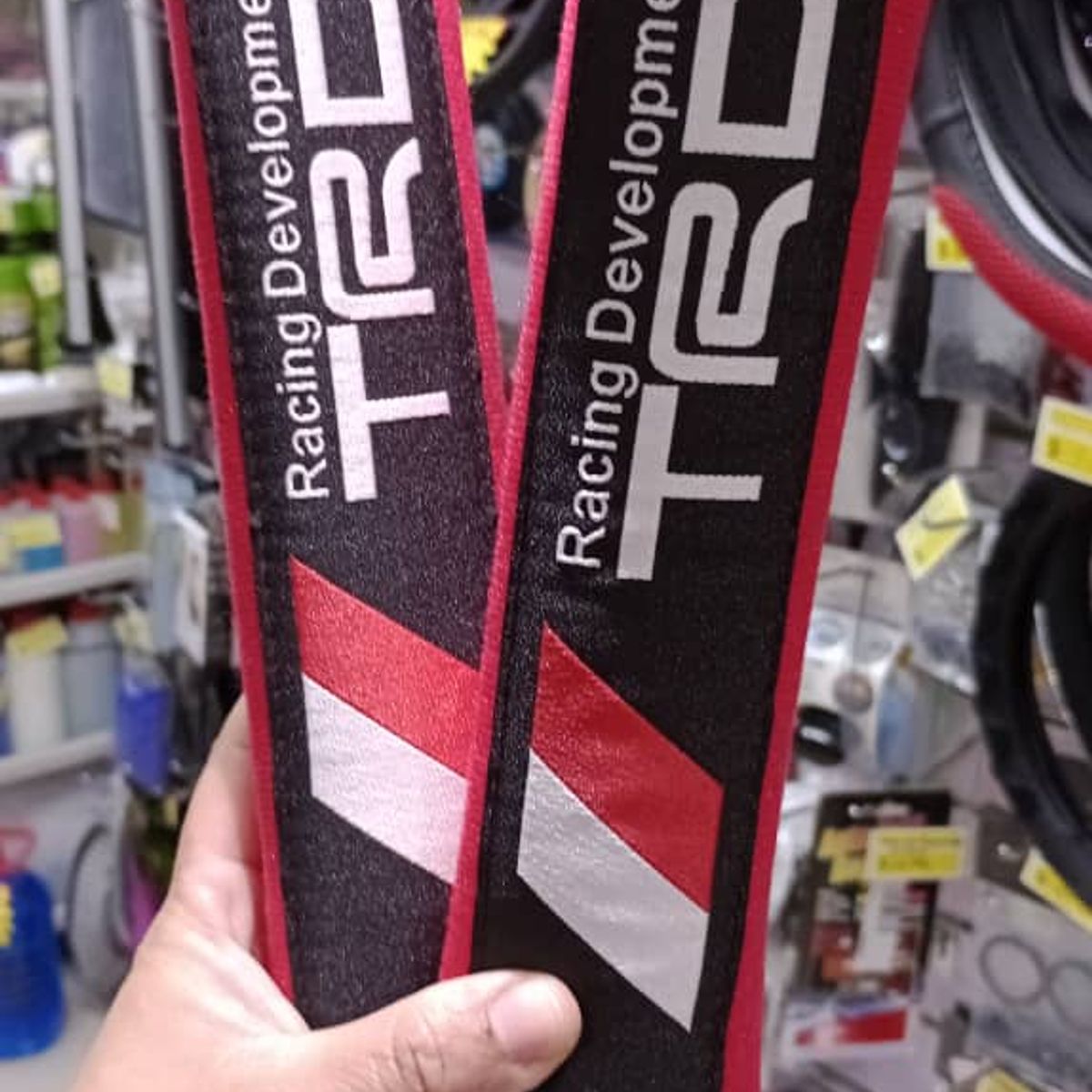 GENERICO - Cubre cinturón seguridad autos almohadillas TRD color Rojo