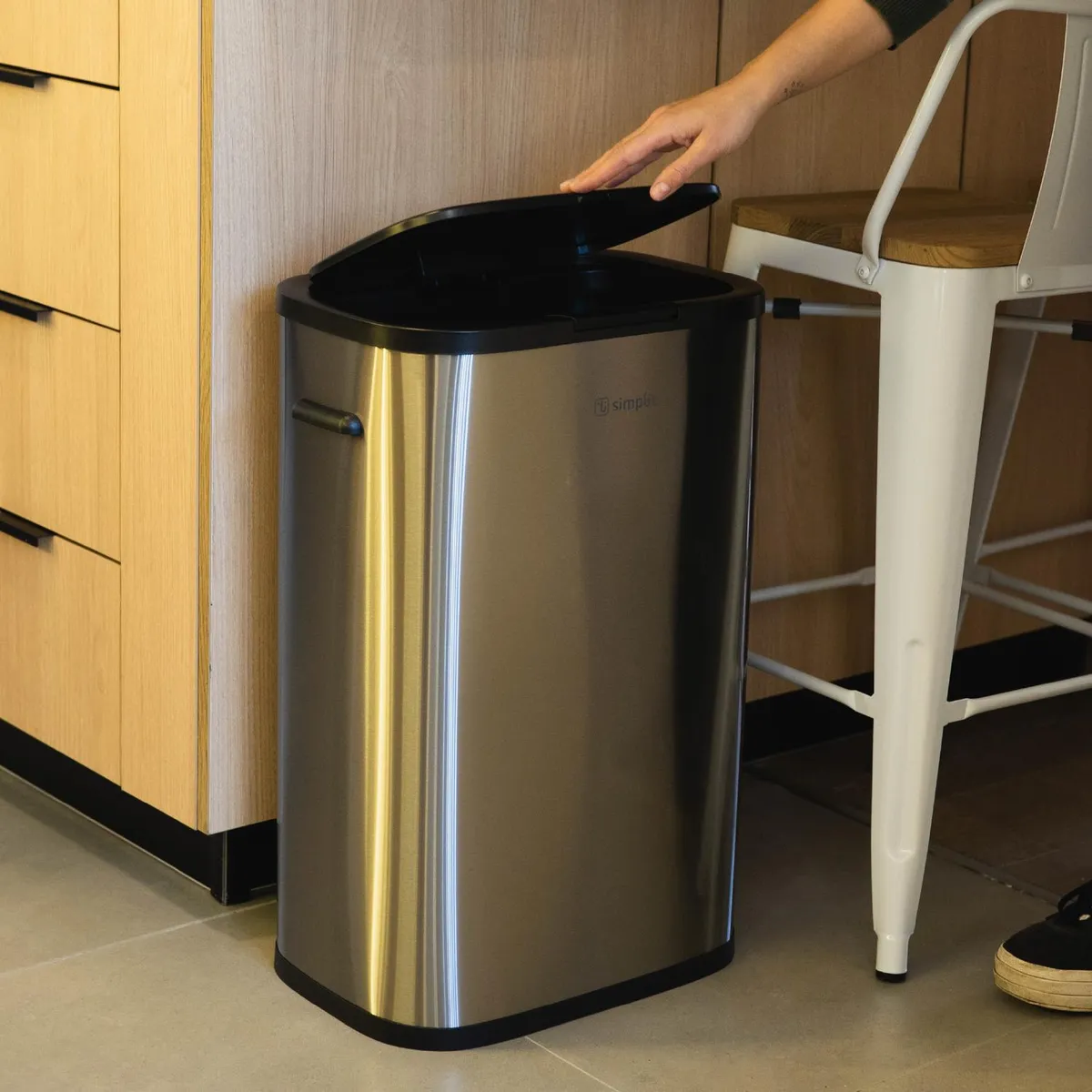 SIMPLIT - Basurero Cocina Handy 55lts Táctil Acero Inox Simplit