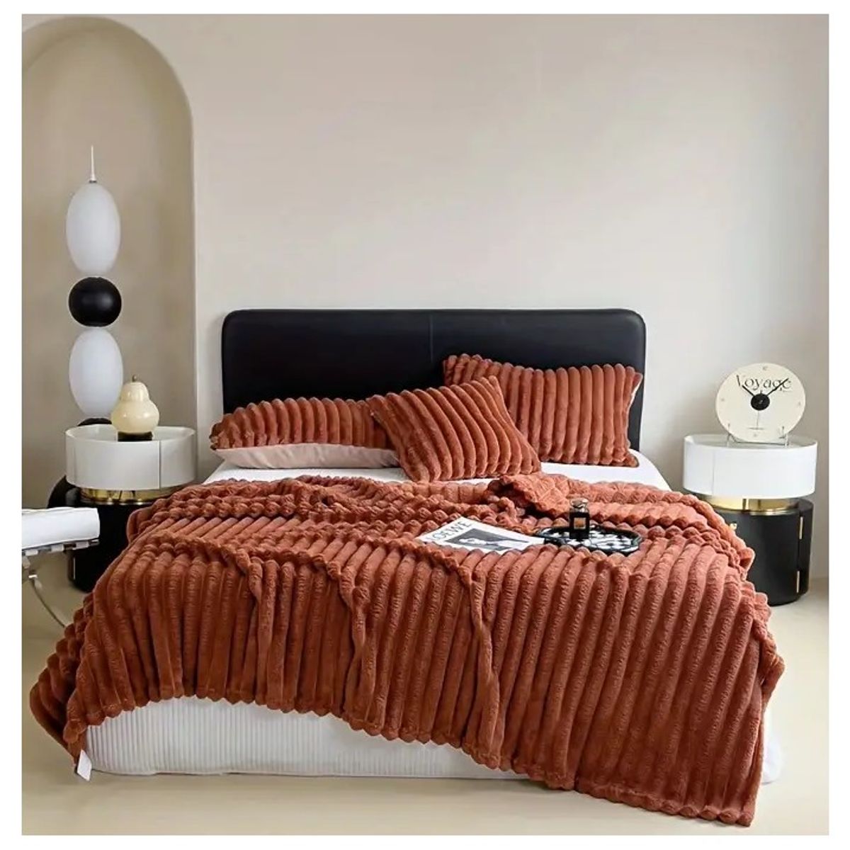 COMPRAPO - Frazada Manta Coral Acanalada Liviana Cobre 200X220 Cm King o 2 Pzas.