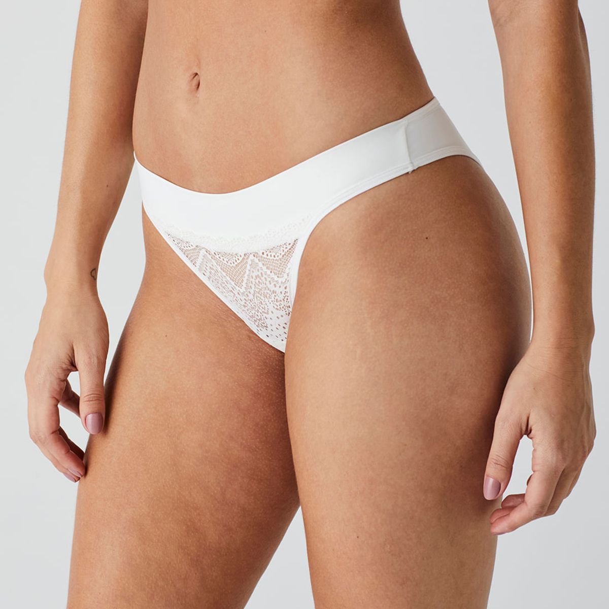 LIZ - Calzón Tanga con encaje y cintura doble Lovely 50552