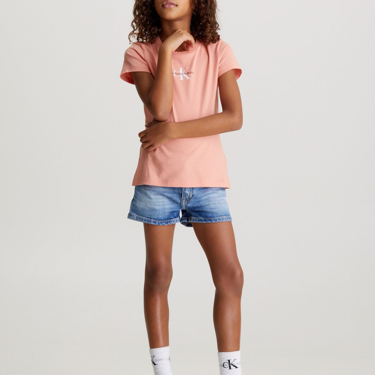 CALVIN KLEIN - Polera Niña Micro Monogram Rosado Calvin Klein