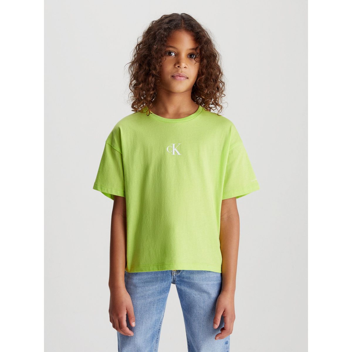 CALVIN KLEIN - Polera Niña Ck Logo Boxy Verde Olivo Calvin Klein