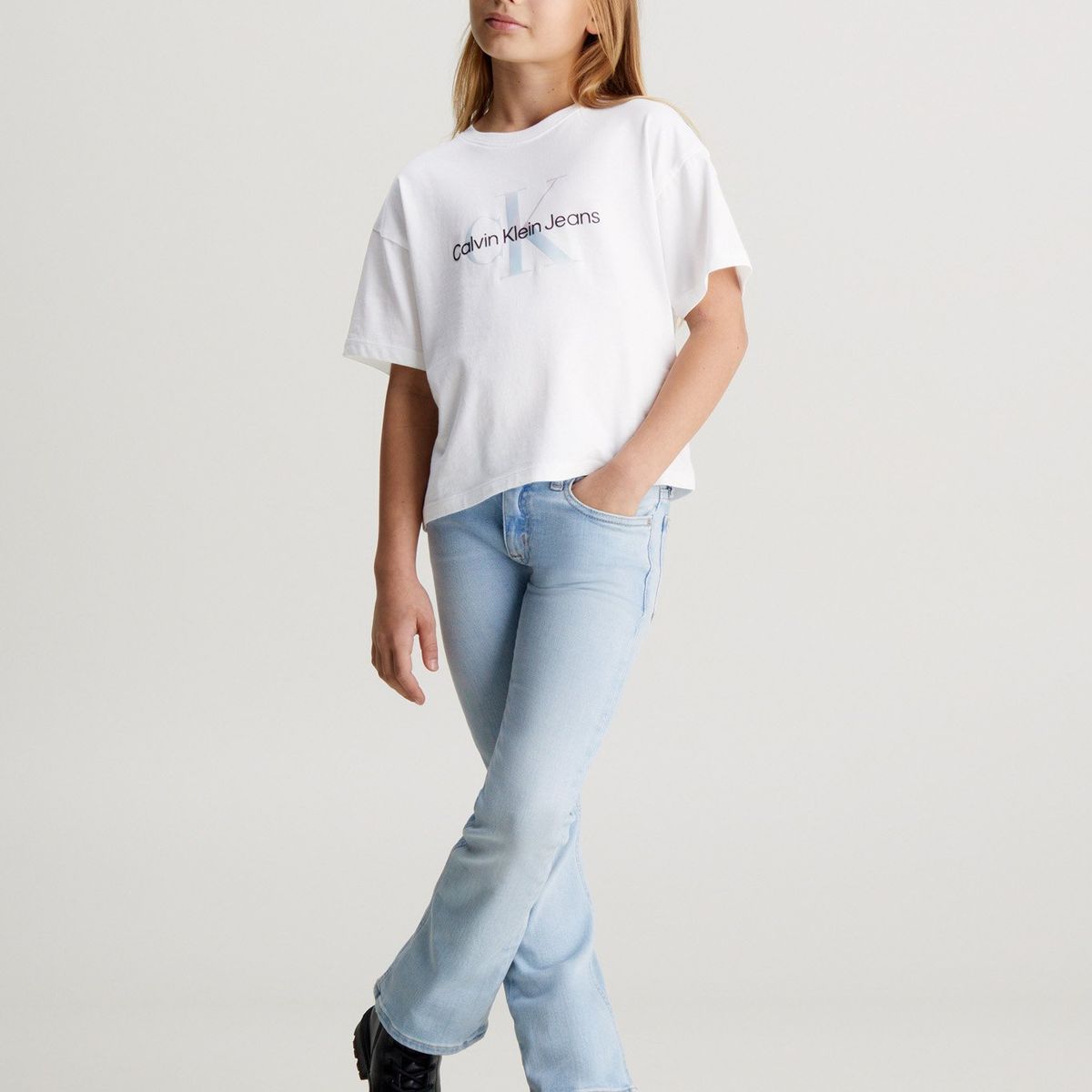 CALVIN KLEIN - Polera Niña Serenity Monogram Blanco Calvin Klein