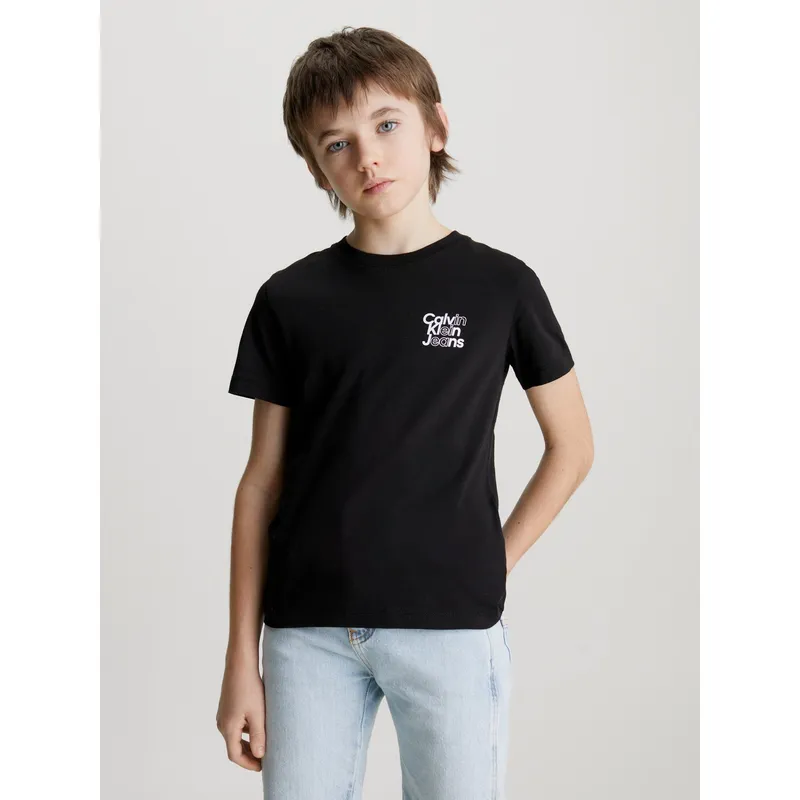 CALVIN KLEIN - Polera Niño Chest Logo Negro Calvin Klein