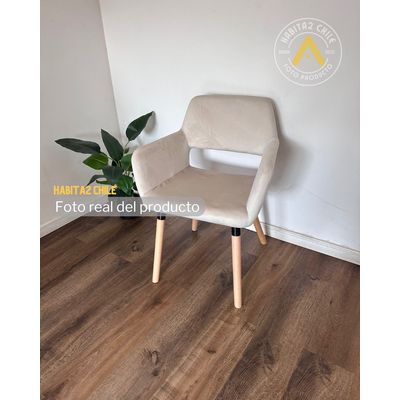 Imagen 2 del producto Sitial Felpa patas de madera Mindy - Beige