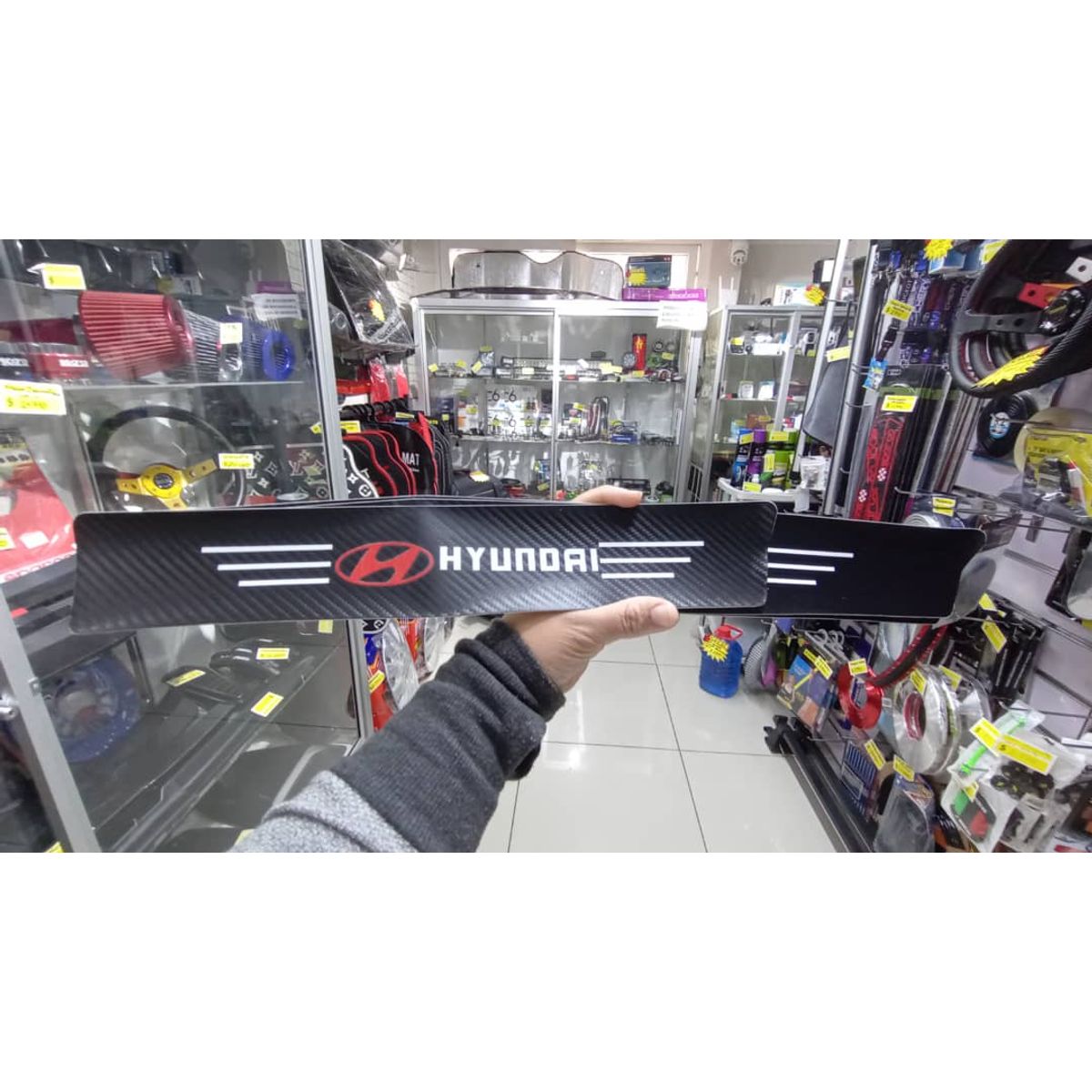 GENERICO - Cubre socalo pisaderas pegatina fibra de carbono hyundai