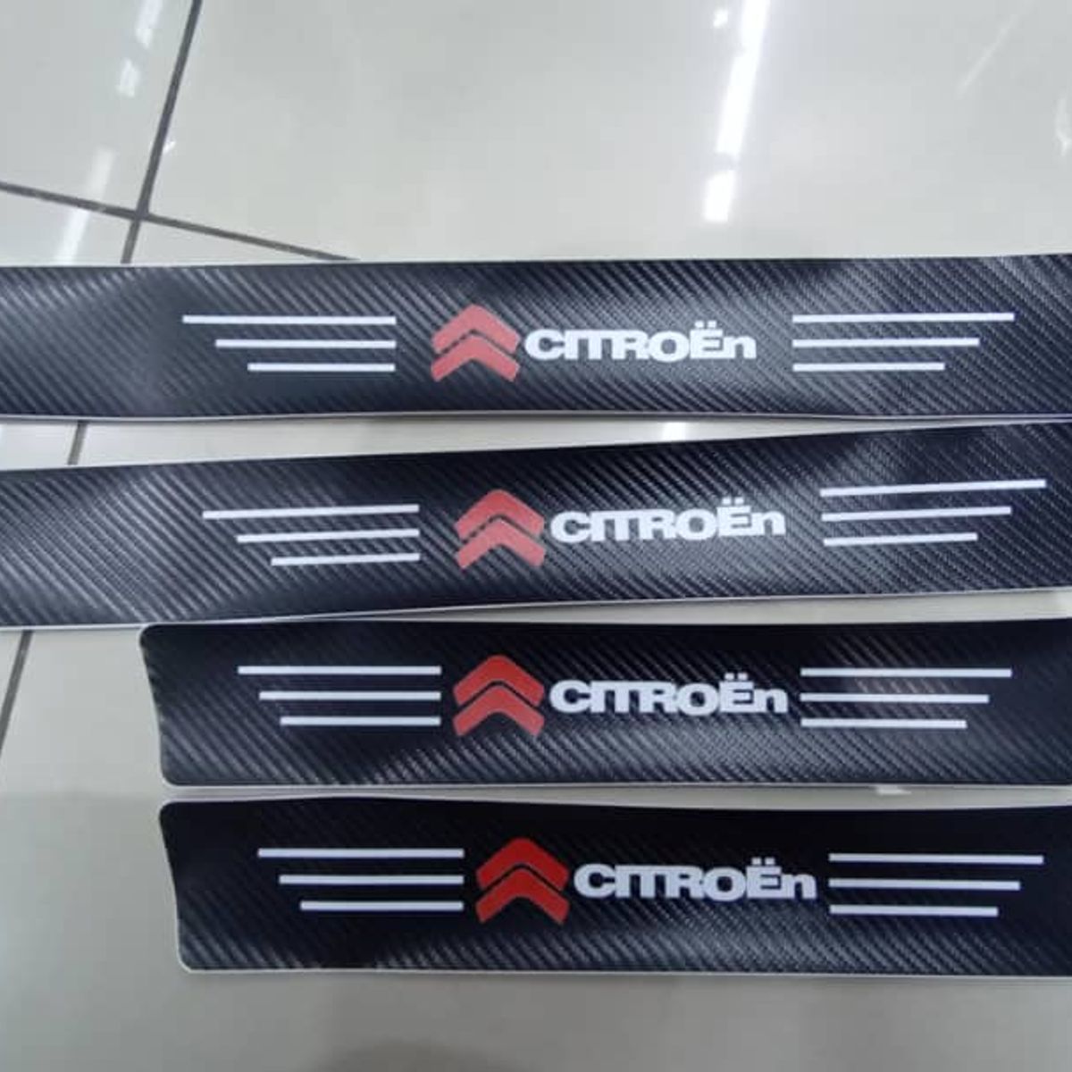 GENERICO - Cubre socalo pisaderas pegatina fibra carbono citroen