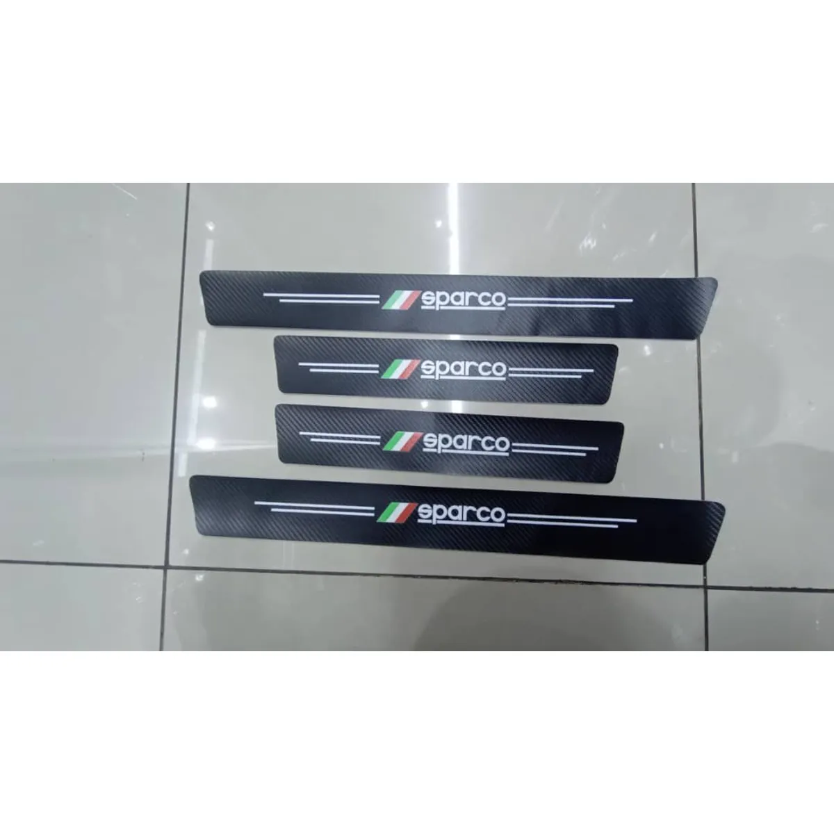 GENERICO - Cubre socalo pisaderas pegatina fibra carbono sparco