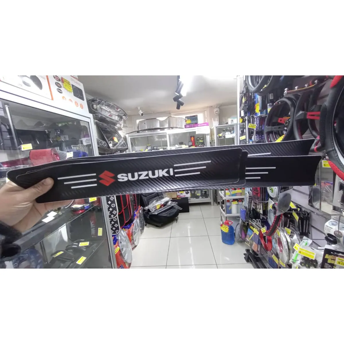 GENERICO - Cubre socalo pisaderas pegatina fibra carbono suzuki