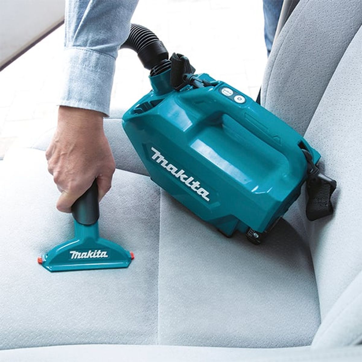 MAKITA - Aspiradora Portátil 12 Volts Vehicular CL121DWA