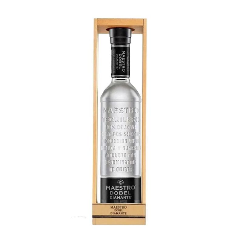 GENERICO - Tequila Maestro Dobel Diamante 700 ml 40°