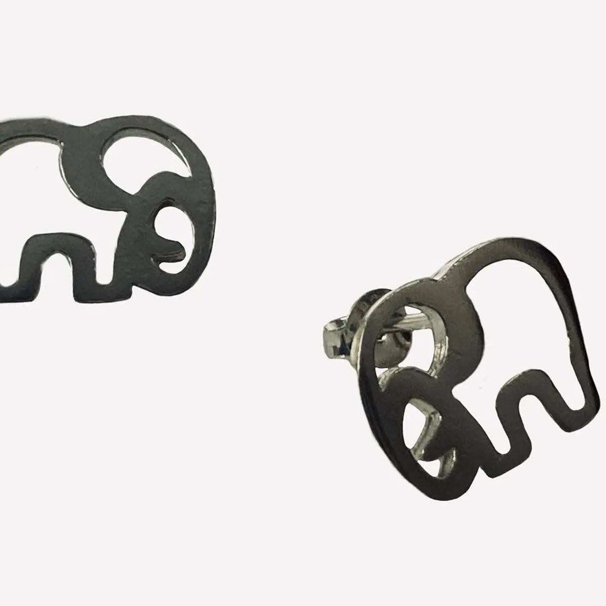 TAETHAI - Aros plata 925 al lóbulo, elefante