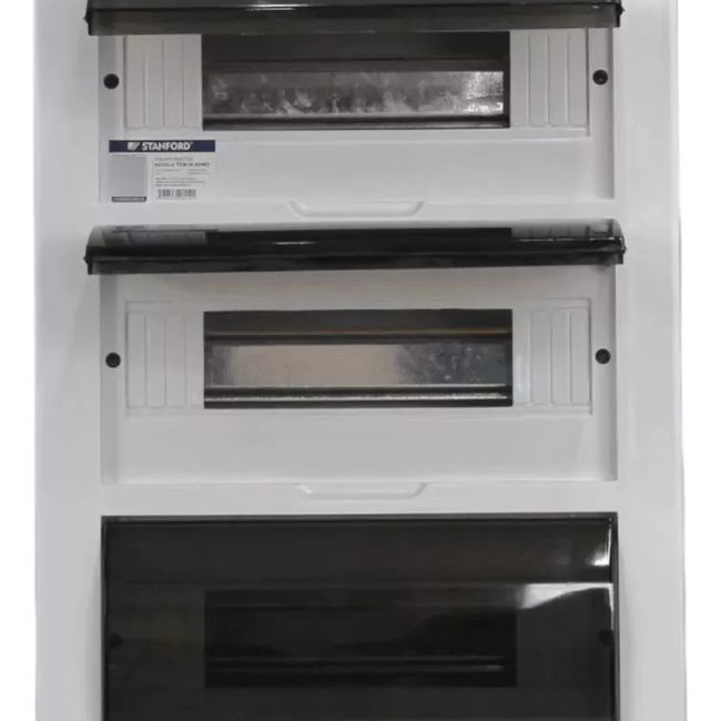 MUNDO MAGIA - Tablero Plástico Embutido 36 Circuitos Puerta Transparente