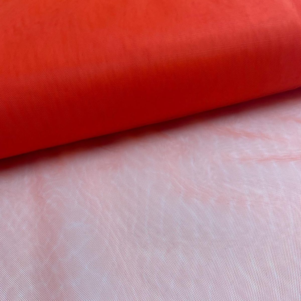 GENERICO - Tela tul 10 metros 1.50 ancho rojo