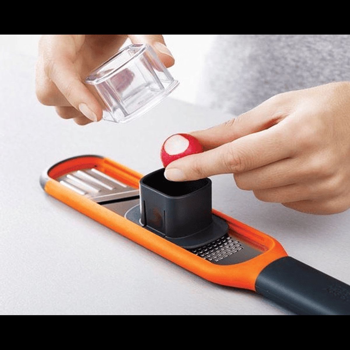 UNIVERSAL - Mini Rallador y Mandolina