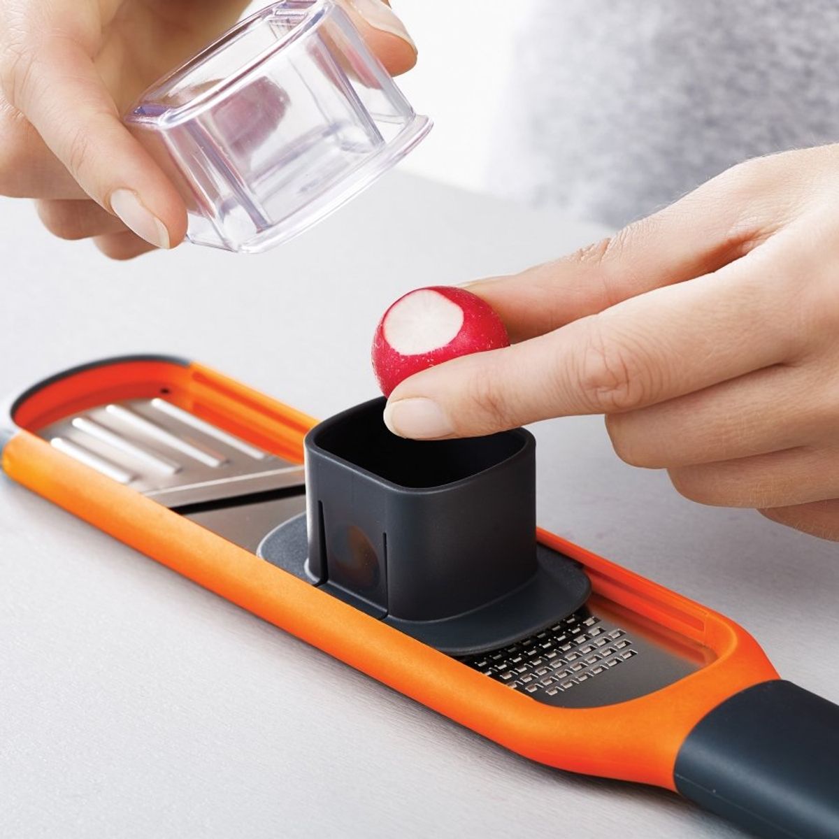 UNIVERSAL - Mini Rallador y Mandolina