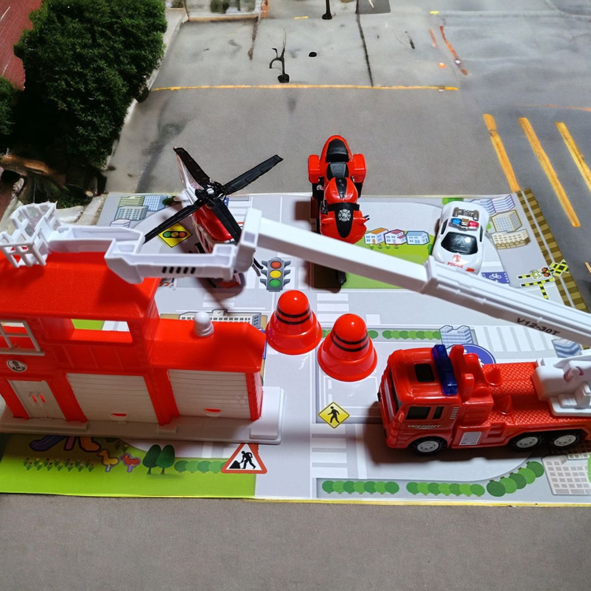 GENERICO - Estación De Bomberos set de Cuartel Vehículos Helicoptero