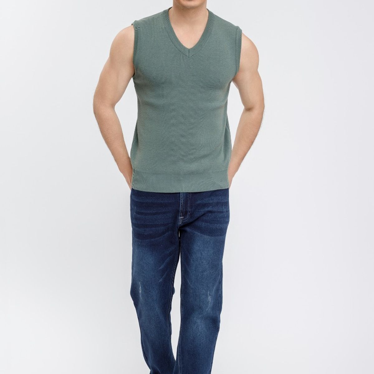 LIKE SHOP - Sweater Hombre Sin Manga Cuello V Excelente Calidad 7196