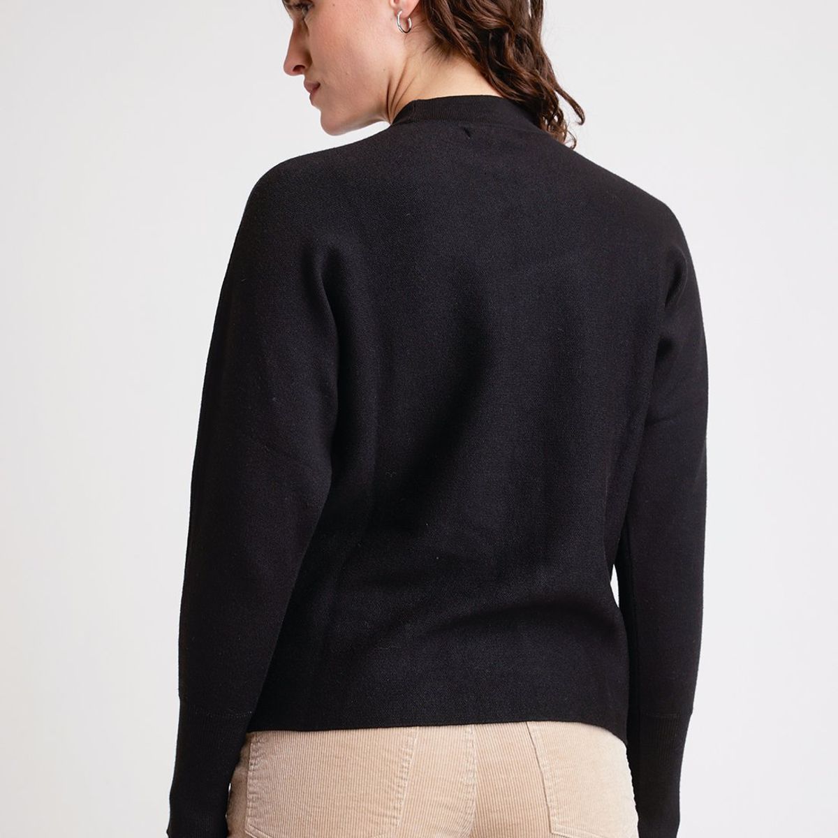 CANADIENNE - Tejido de Mujer Modelo Hanae Color Negro