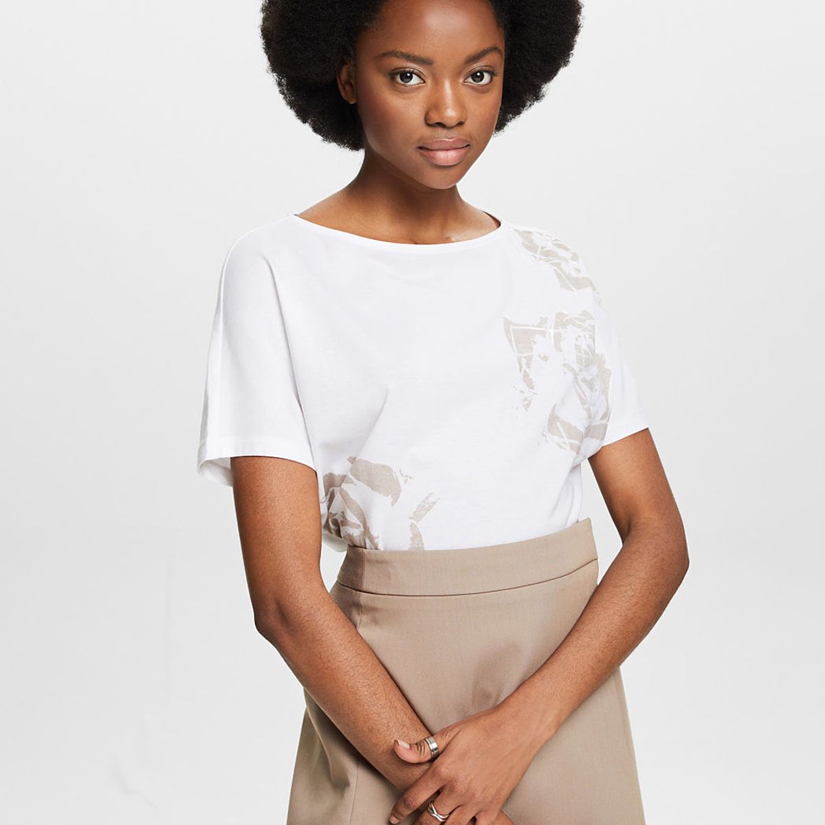 ESPRIT - Polera Con Estampado Gráfico Mujer Esprit ESPRIT