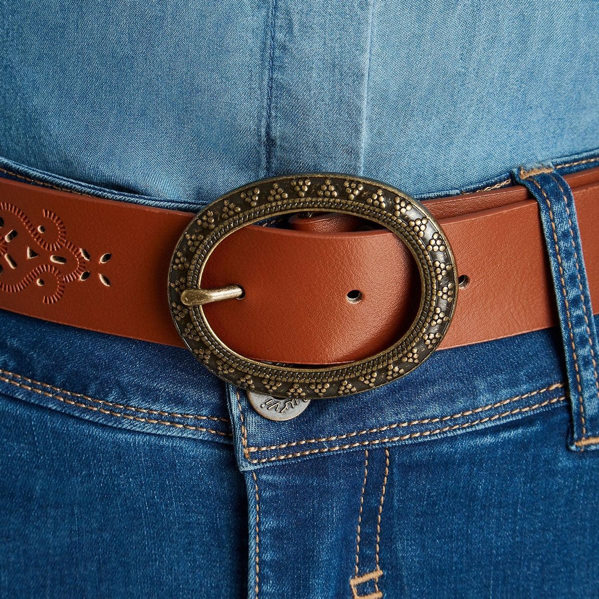 CURVI - Cinturón De Pu Con Diseño Bordado Laser CURVI