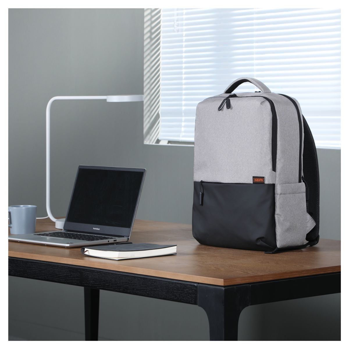 XIAOMI - Xiaomi Mochila  Casual Commuter Backpack Gris Claro