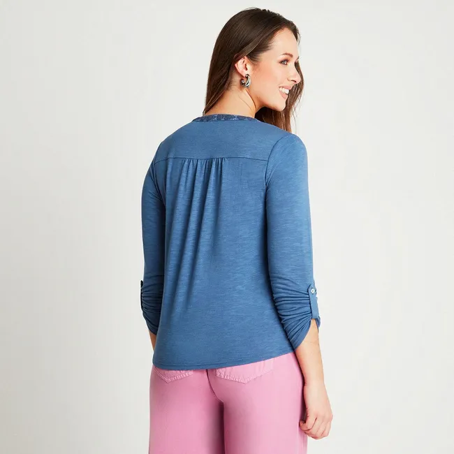 CURVI - Polera Azul Manga Larga y Aplicación Cuello Mao