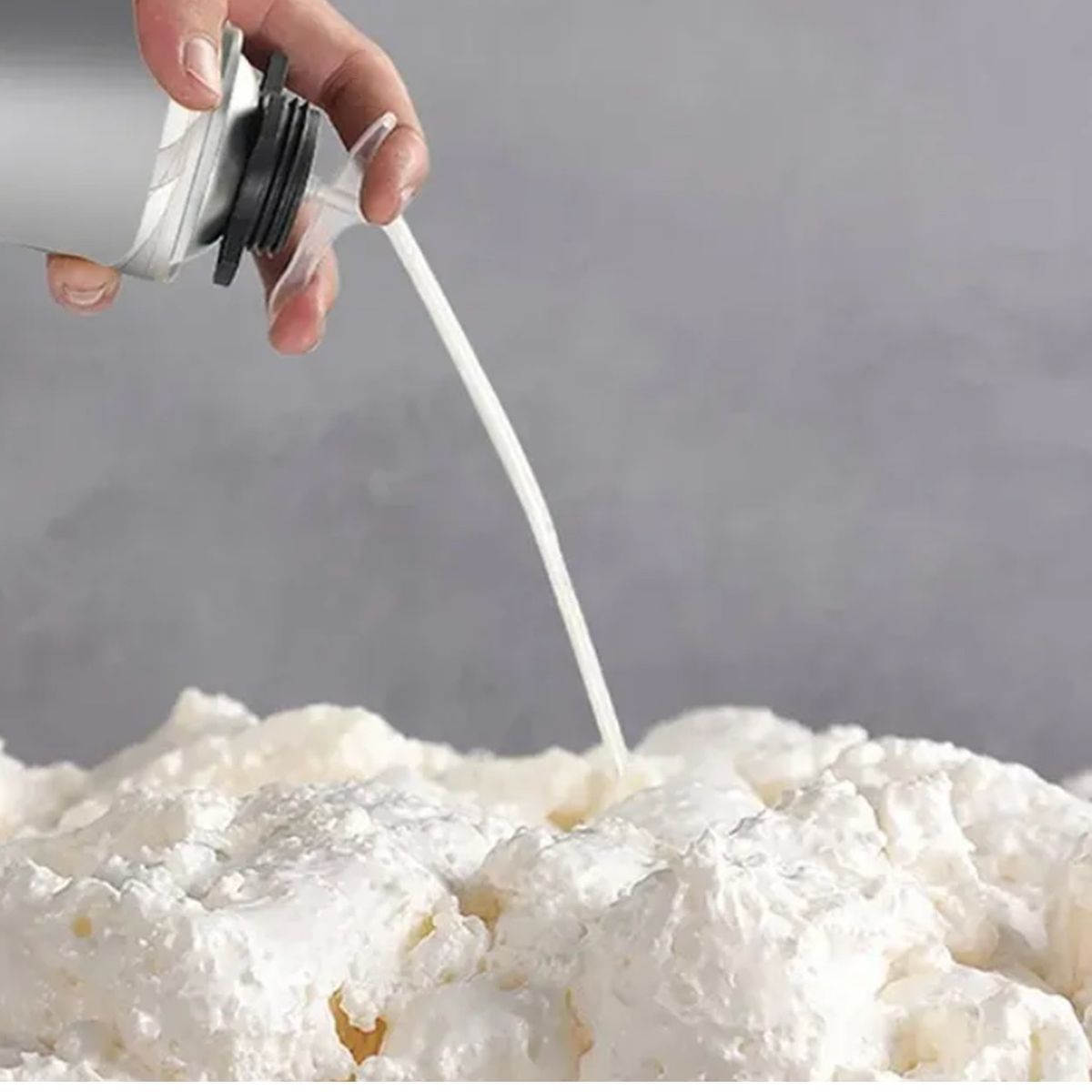 TORO - Espuma Poliuretano Expansiva Sellador Aislante 750ML