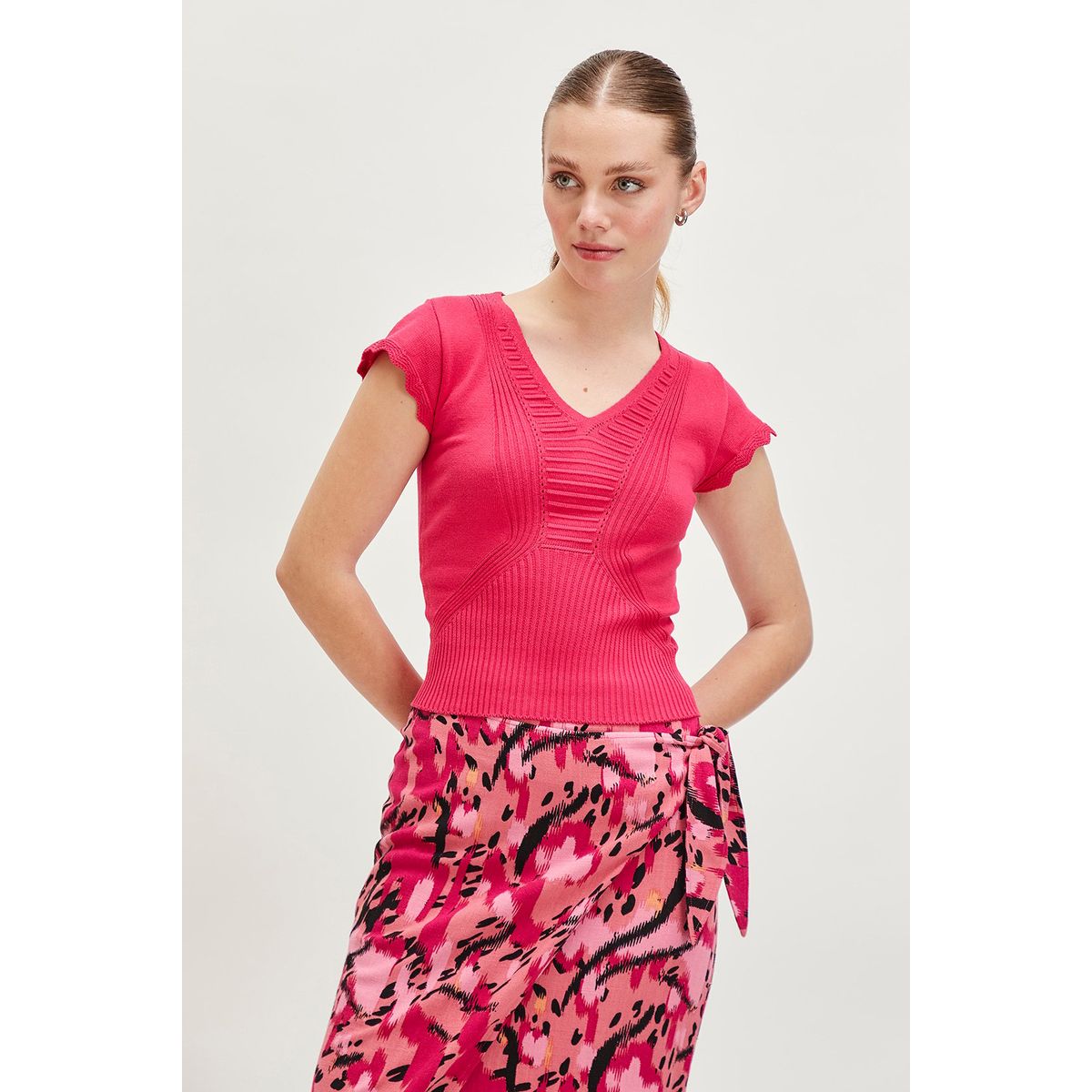 IO - Polera Manga Corta Fucsia Mujer Io