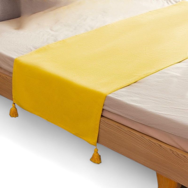 GENERICO - Piecera Para Cama 2 Plaza - King En Lino Pompones 70x210cm - Amarillo