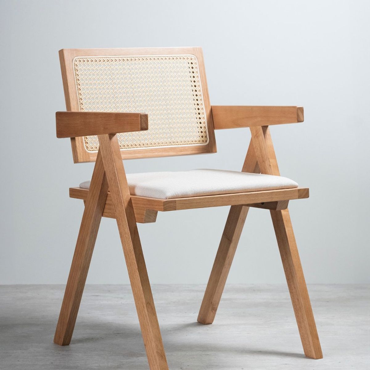 VENHOOUSE - Silla Comedor Chandigarh Con Cojín De Lino Madera