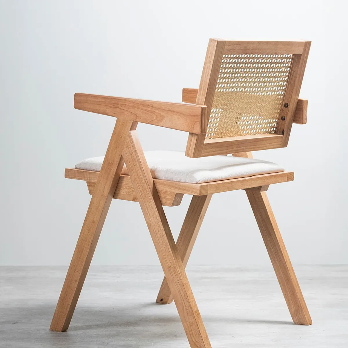 VENHOOUSE - Silla Comedor Chandigarh Con Cojín De Lino Madera