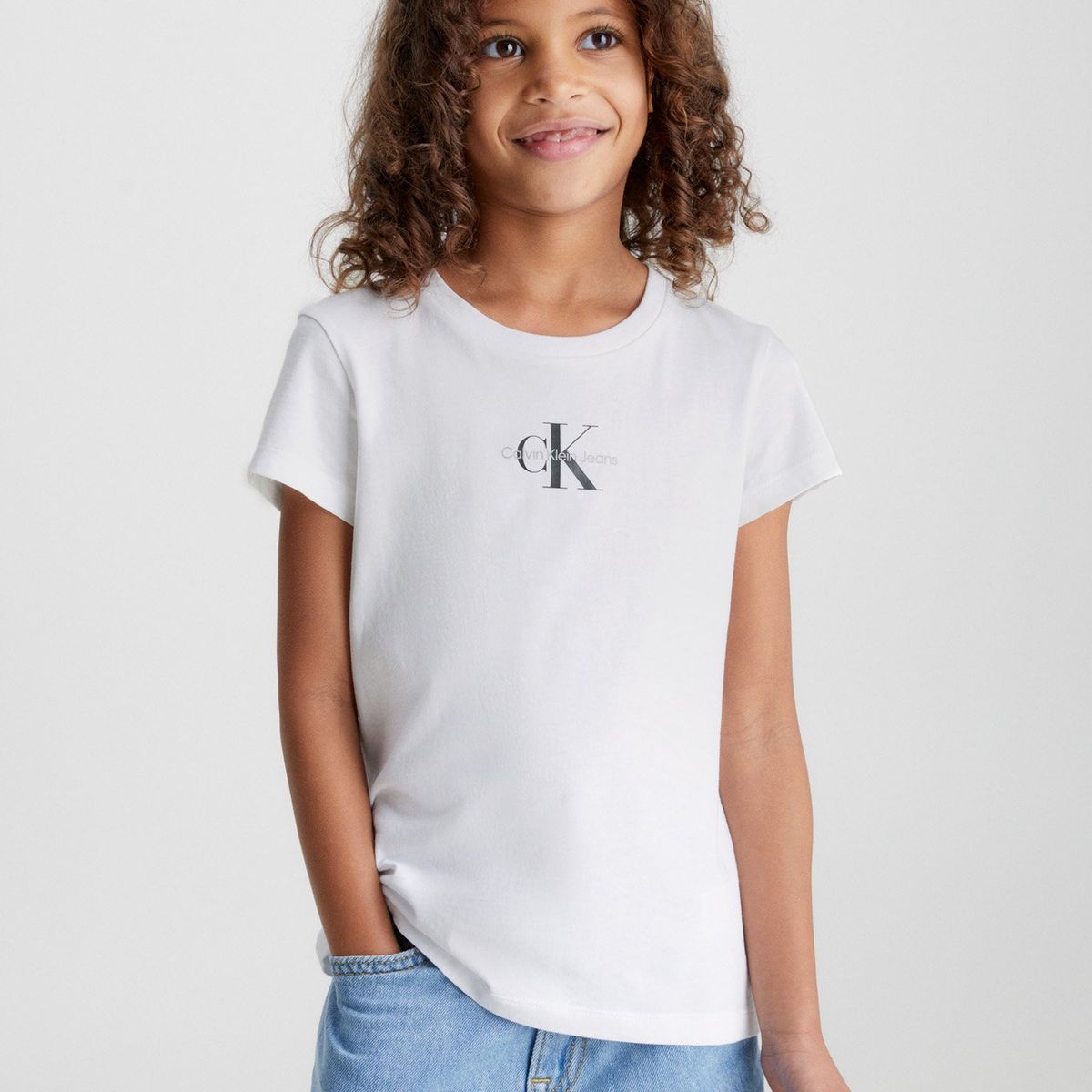 CALVIN KLEIN - Polera Niña Niña Micro Monogram Blanco Calvin Klein