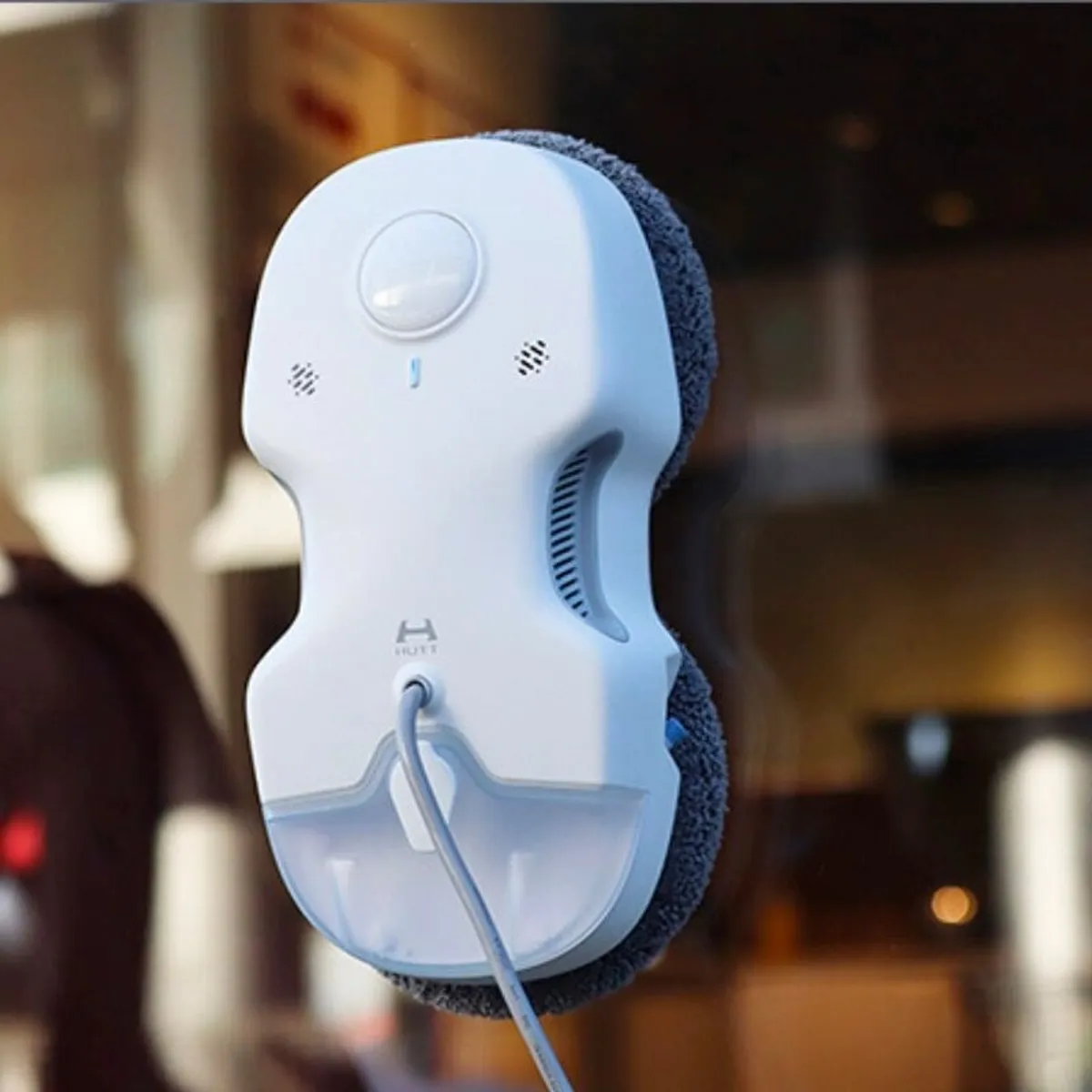 HUTT - HUTT Robot Limpia Vidrios C6 con Tanque de Agua 80ML , 3800 PA