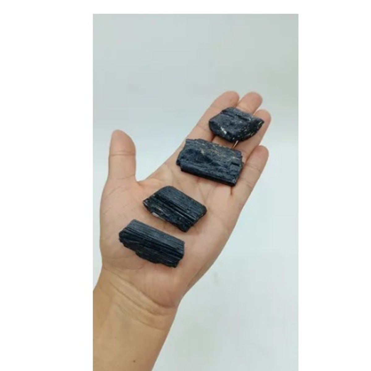 GENERICO - Turmalina Negra Premium,  Roca Seleccionada. T001. Unidad